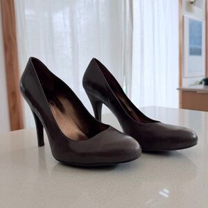 Jessica Simpson Dark Brown Leather High Heel Pumps